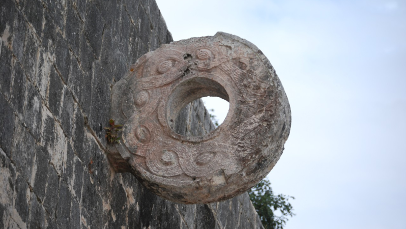 Antik Maya ‘top sahalarında’ tespit edilen bitkiler kutsal bir noktaya işaret ediyor