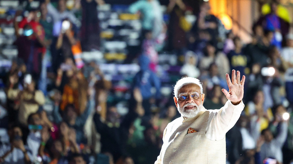 Modi, yurtdışındaki Hintlileri seçimde kendi avantajına nasıl harekete geçirdi? – RT India