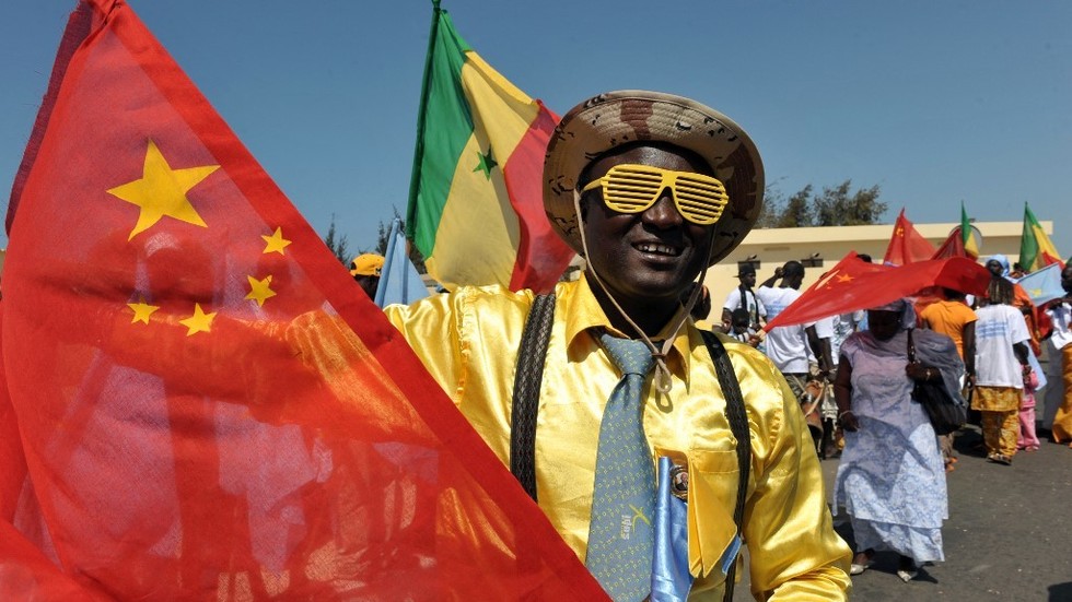 ABD’nin Afrika’daki Çin medyasına yönelik suçlamaları neden mantıklı değil – RT Afrika